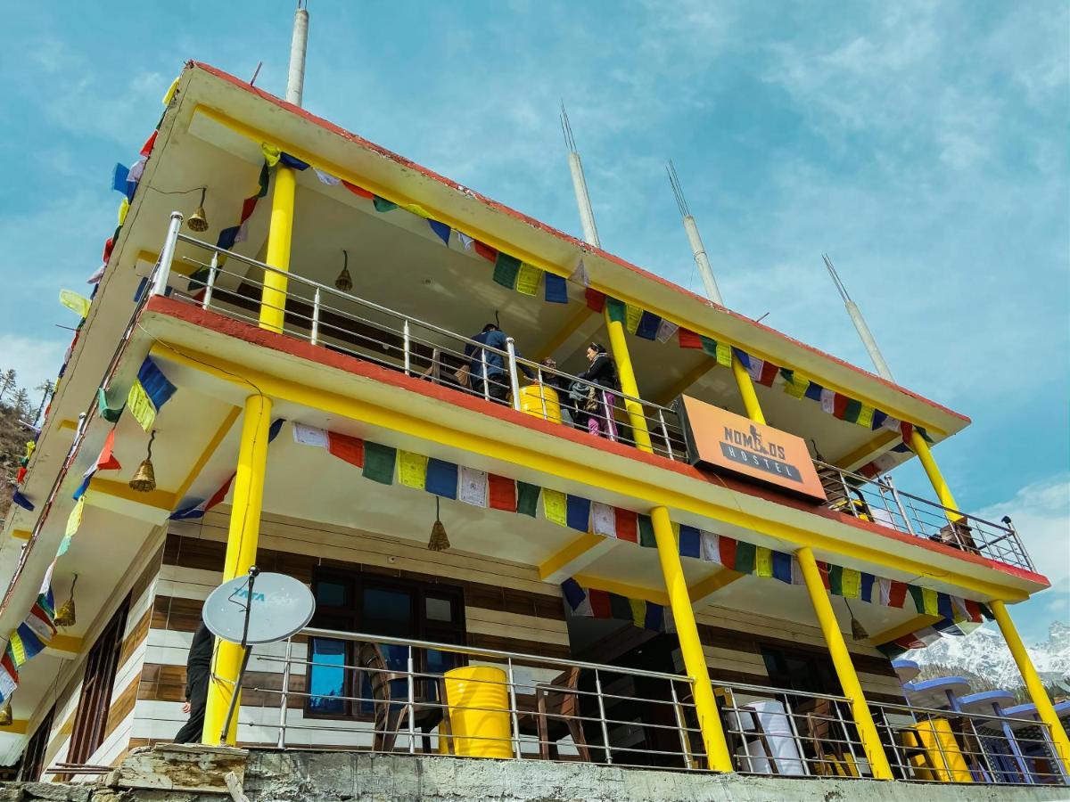Nomads Hostel Tosh Ngoại thất bức ảnh