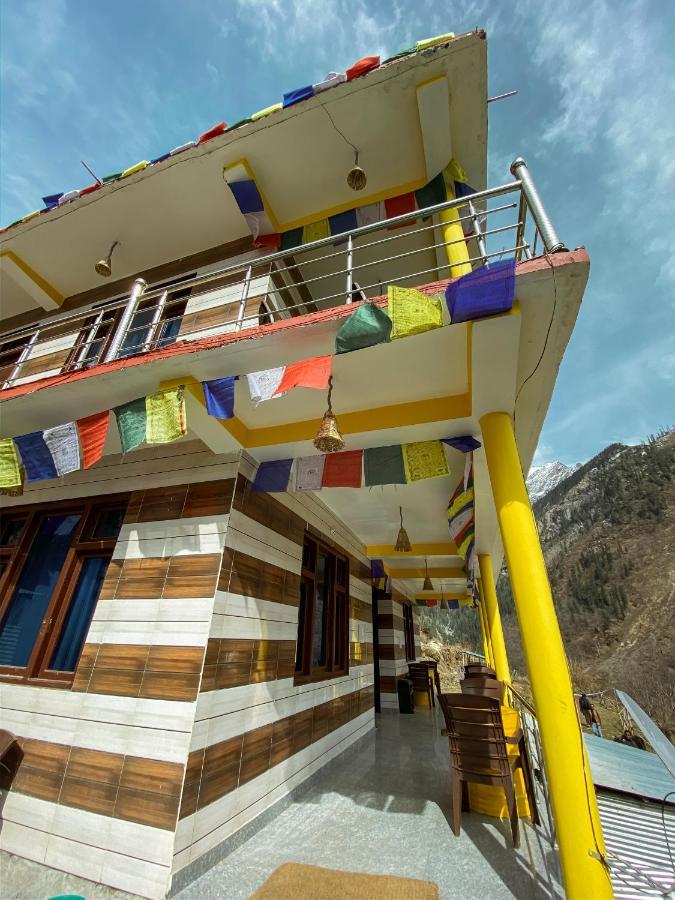 Nomads Hostel Tosh Ngoại thất bức ảnh
