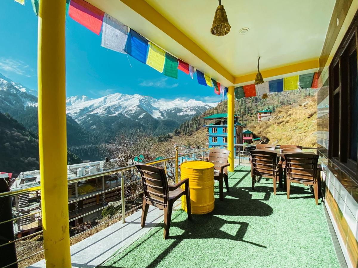 Nomads Hostel Tosh Ngoại thất bức ảnh