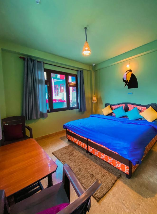 Nomads Hostel Tosh Ngoại thất bức ảnh